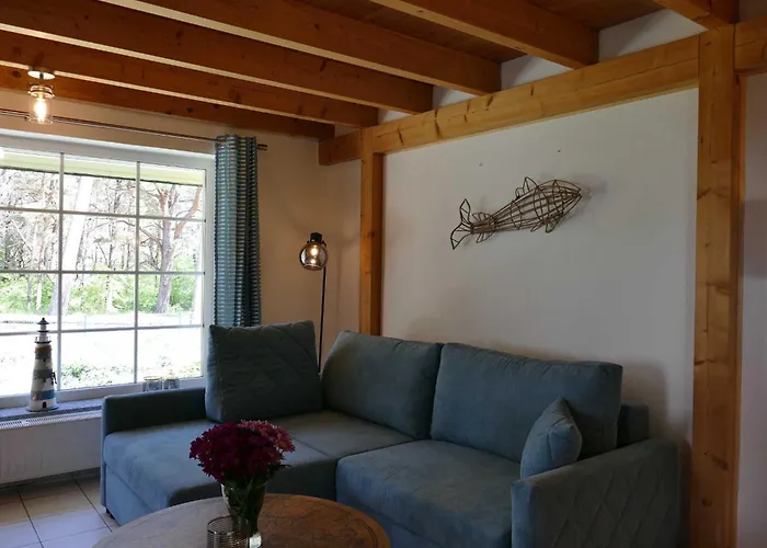 L Zeltplatzstraße 29 *