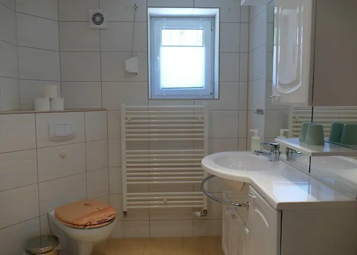 Ferienhaus L Zeltplatzstraße 29 *